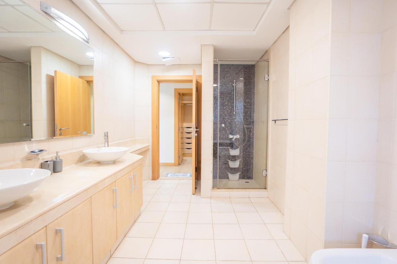 Luxury 4Br Apt - Palm Jumeriah - Beach Club Access Dubai Exteriör bild