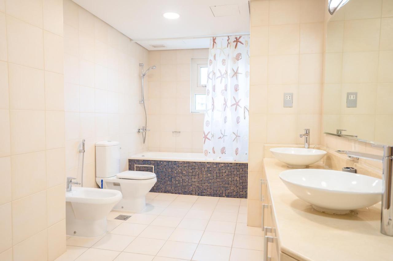 Luxury 4Br Apt - Palm Jumeriah - Beach Club Access Dubai Exteriör bild