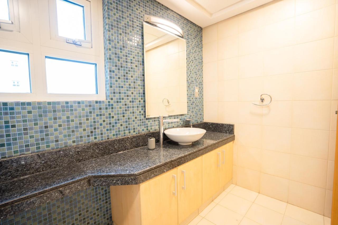 Luxury 4Br Apt - Palm Jumeriah - Beach Club Access Dubai Exteriör bild